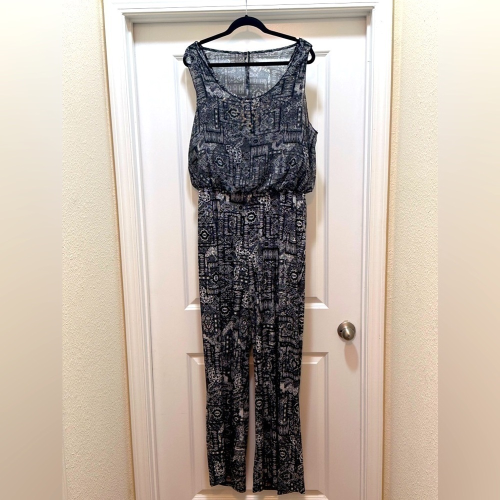 Style & Co Black & White Geometric Sleeveless Jumpsuit with Studded Overlay-XL